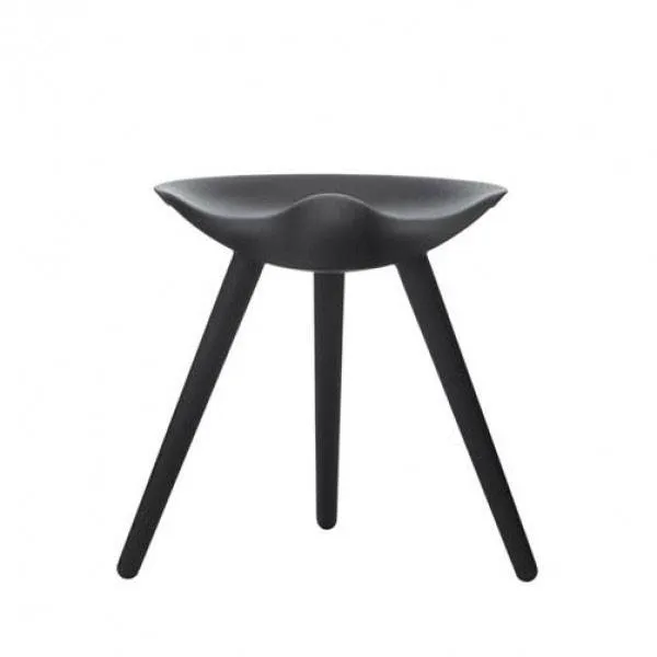 Audo Copenhagen ML42 σκαμπό 48 cm - Μαύρη βαμμένη οξιά